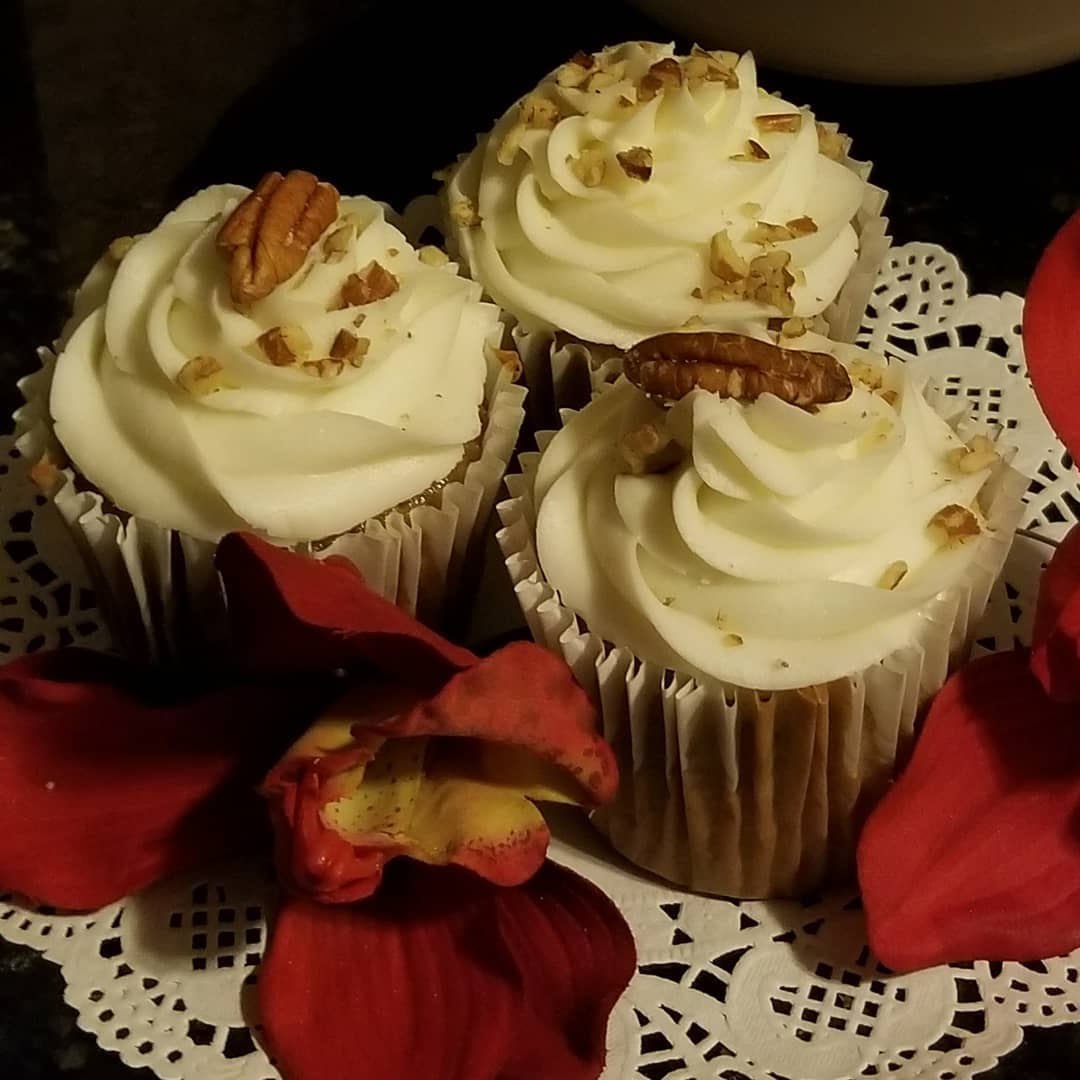 Hummingbird Cupcake | Allure Bakery